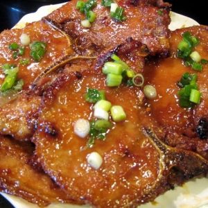 suon-cot-let-chien-ngon-nhu-me-nau