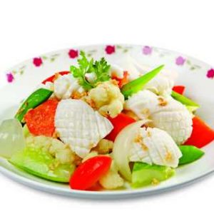 muc-xao-ngu-sac-ngon-nhu-me-nau