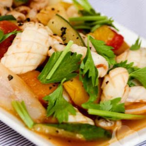 muc-xao-chua-ngot-ngon-nhu-me-nau