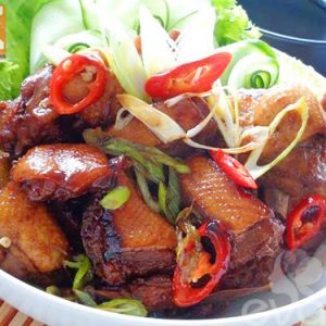 vit-kho-bia-ngon-nhu-me-nau