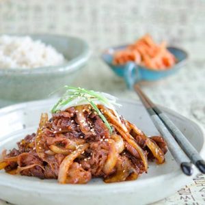 thit-heo-xao-cay-ngon-nhu-me-nau