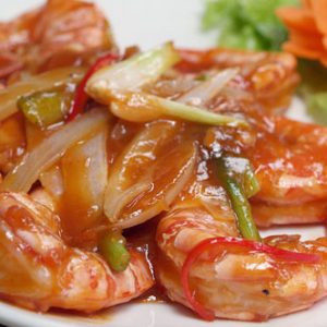 tom-rang-me-ngon-nhu-me-nau