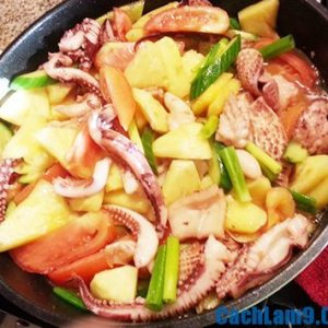 rau-muc-xao-chua-ngot-com-ngon-nhu-me-nau