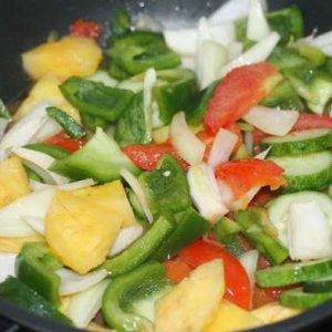 Dưa chuột xào chua ngọt;