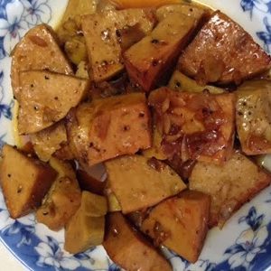 cha-lua-kho-tieu-chay-com-ngon-nhu-me-nau